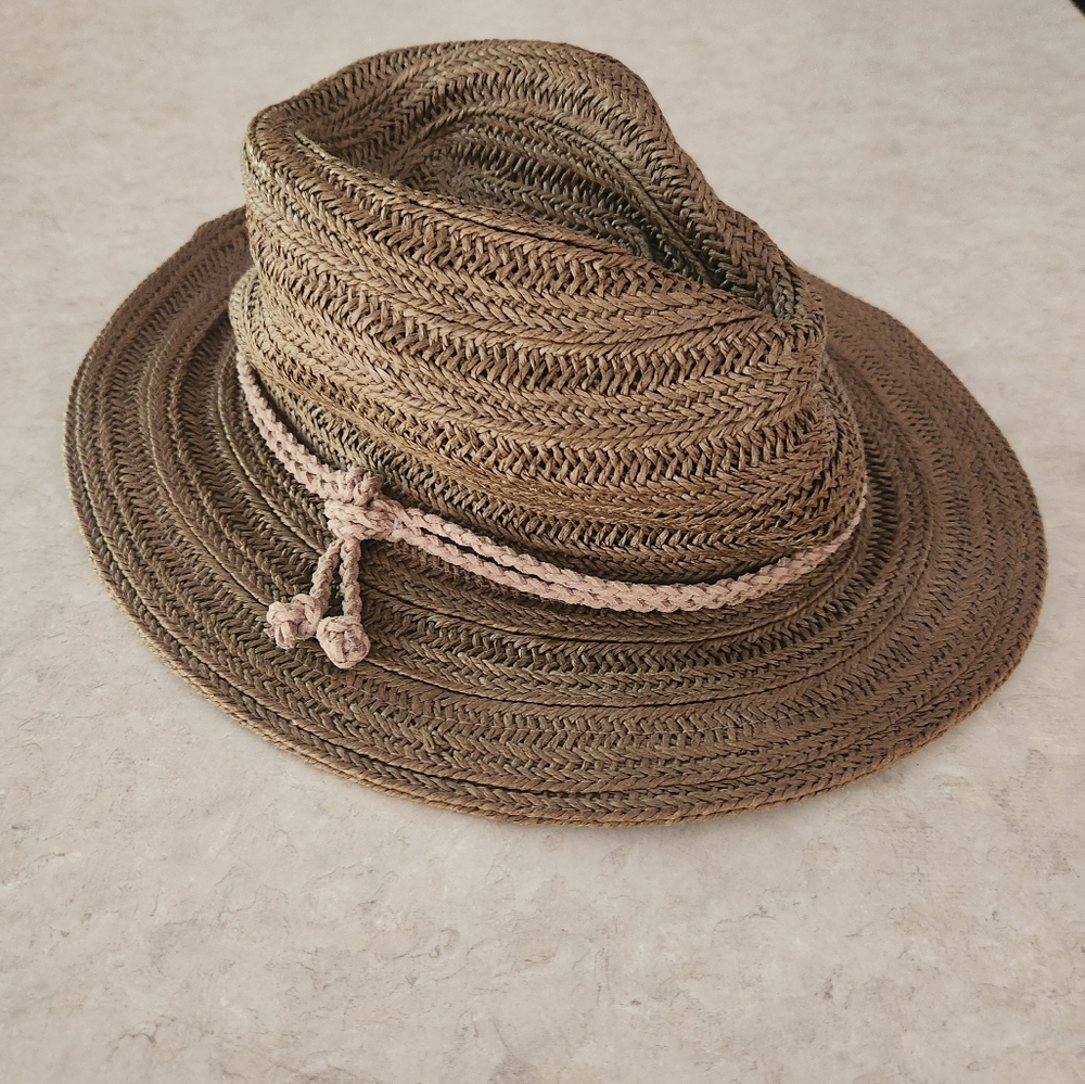 Athleta Hat